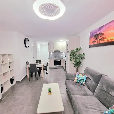 Apartament Rhea Calista *